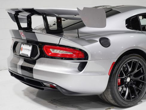 Used 2016 Dodge Viper ACR RWD image 22