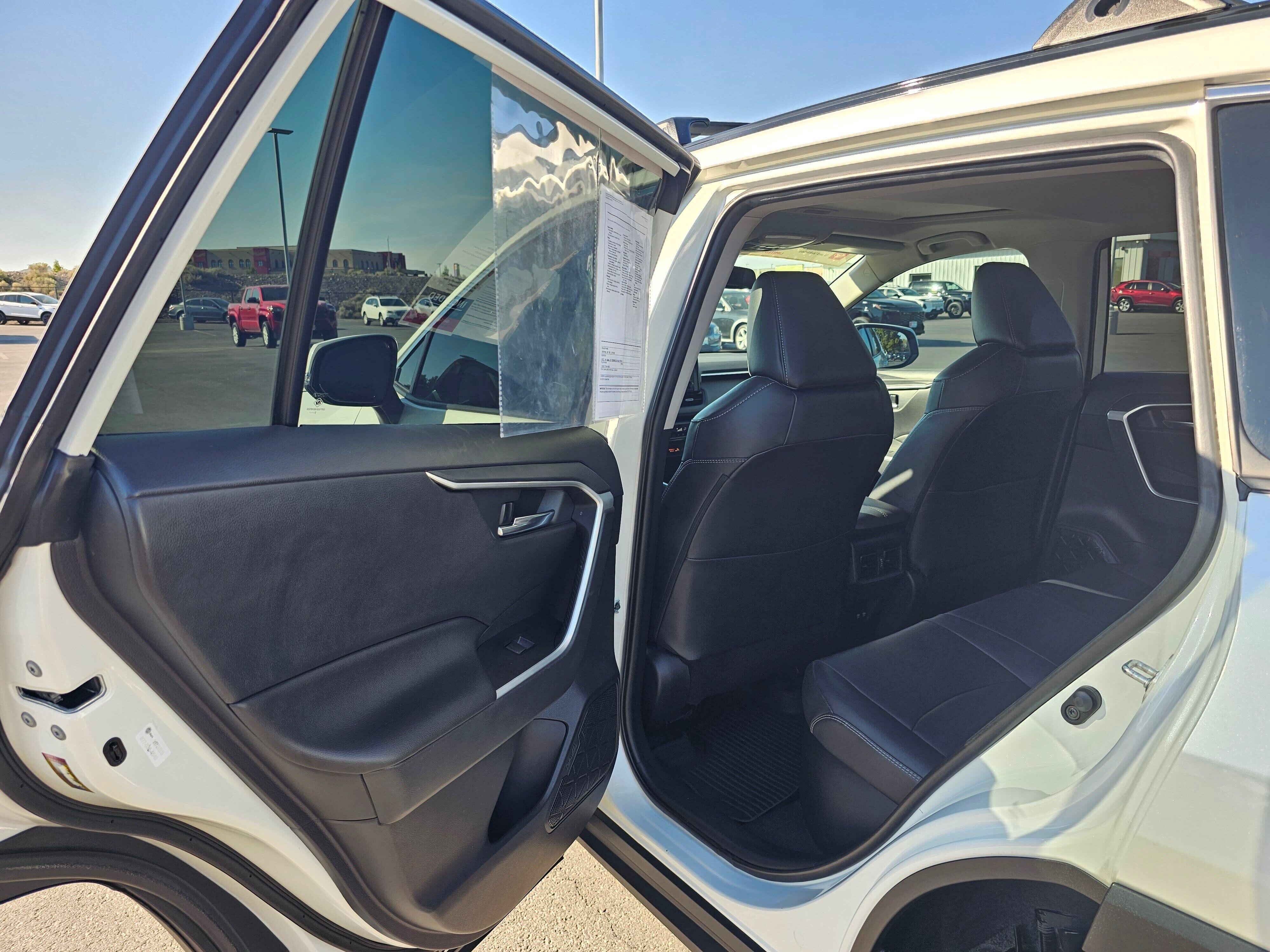 Certified 2021 Toyota RAV4 XLE Premium AWD/4WD image 16