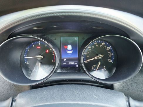 Used 2019 Toyota C-HR LE image 14