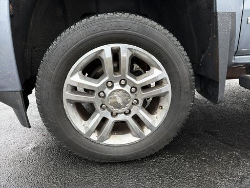 Used 2016 Chevrolet Silverado 2500 High Country image 34