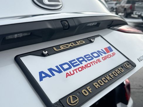 Certified 2023 Lexus ES 250 w/ Premium Package image 13