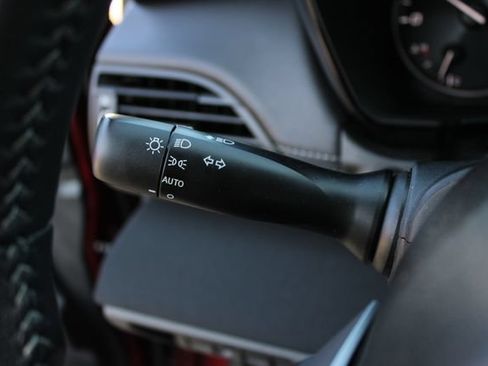 Used 2025 Subaru Legacy Premium AWD/4WD image 6