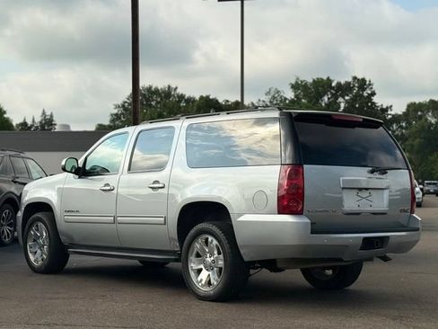 Used 2013 GMC Yukon XL SLE w/ Convenience Package AWD/4WD image 37