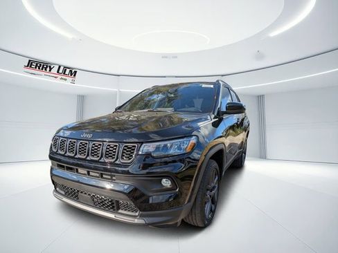 New 2026 Jeep Compass Latitude w/ Sun and Sound Group AWD/4WD image 6