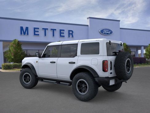 New 2026 Ford Bronco Badlands image 4