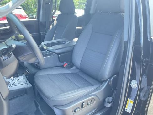 Used 2023 Chevrolet Silverado 1500 Custom AWD/4WD image 18