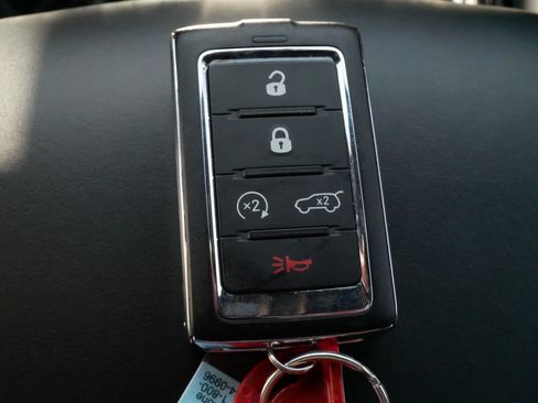 Used 2023 Jeep Grand Cherokee L Summit AWD/4WD image 32