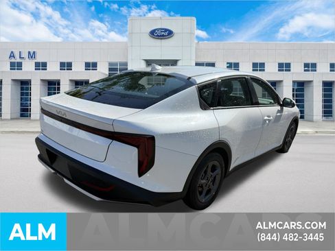 Used 2025 Kia K4 FWD image 5