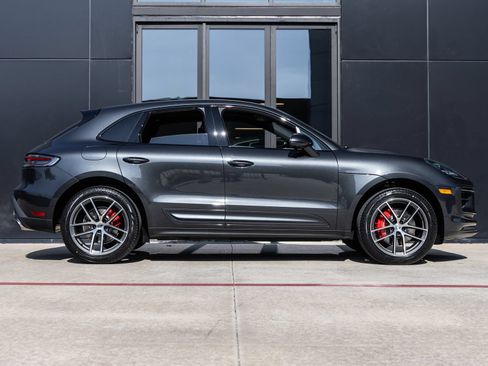 Certified 2026 Porsche Macan S AWD/4WD image 12