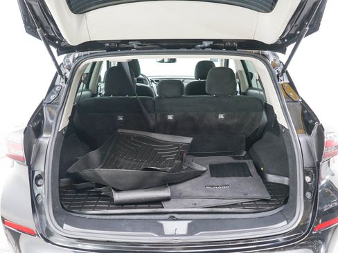 Used 2019 Nissan Murano SV w/ Premium Package AWD/4WD image 16