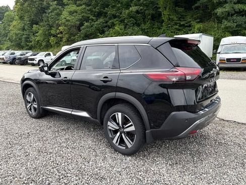 Certified 2023 Nissan Rogue SL w/ SL Premium Package AWD/4WD image 3