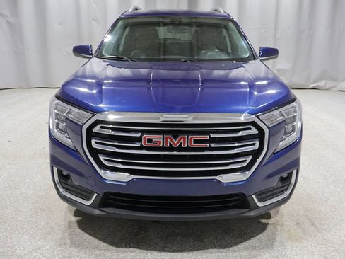 Used 2023 GMC Terrain SLT AWD/4WD image 17