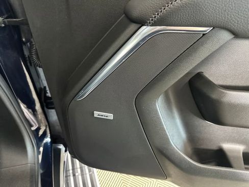 Used 2022 GMC Yukon XL Denali w/ Denali Ultimate Package image 29