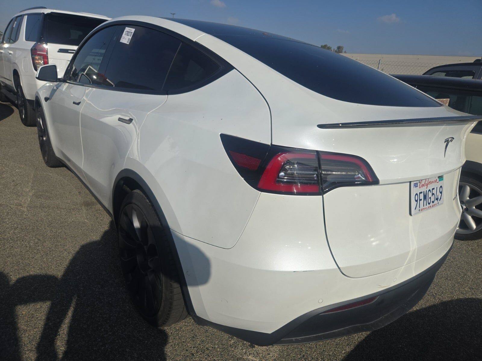Used 2020 Tesla Model Y Long Range AWD/4WD image 3