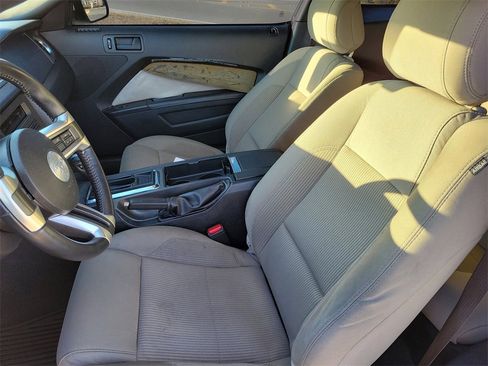 Used 2014 Ford Mustang GT image 20