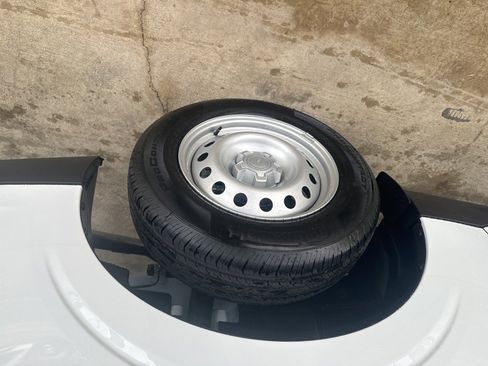 New 2025 Ford Maverick XL w/ 4K Tow Package image 24