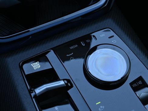 New 2026 BMW X3 xDrive30 w/ Premium Package image 18