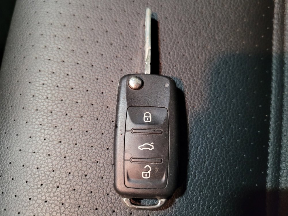 Used 2017 Volkswagen Jetta SEL FWD image 32