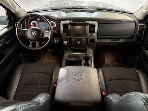 Used 2017 RAM 1500 Sport image 10