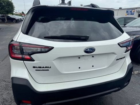 Used 2024 Subaru Outback Onyx Edition AWD/4WD image 4