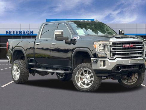 Used 2021 GMC Sierra 2500 SLT w/ SLT Preferred Package AWD/4WD image 2