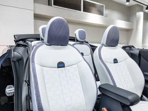 Used 2025 MINI Cooper S image 27