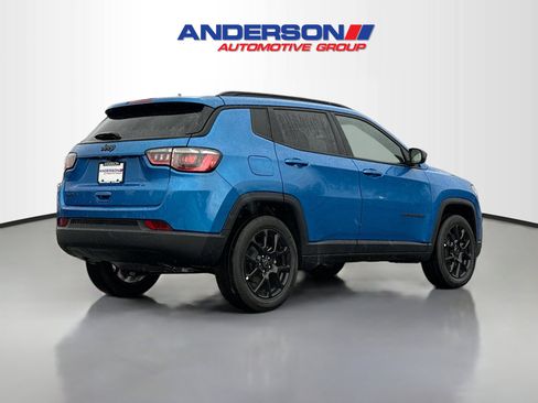 New 2026 Jeep Compass Latitude image 2