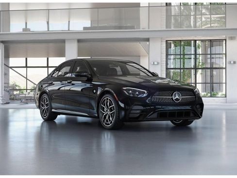 Used 2023 Mercedes-Benz E 350 4MATIC Sedan image 11
