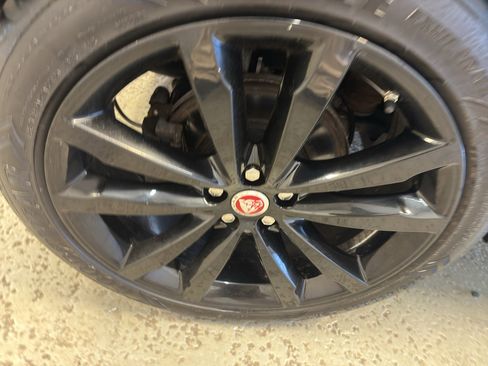 Used 2019 Jaguar E-PACE S AWD/4WD image 34