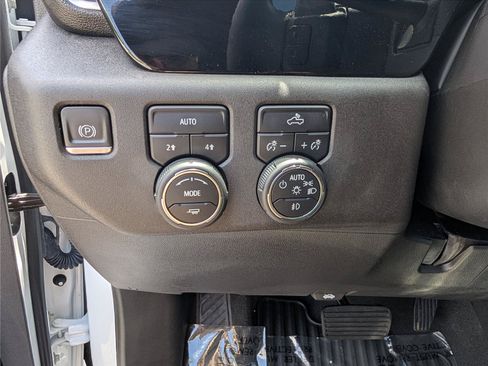 Used 2023 Chevrolet Silverado 1500 RST w/ Convenience Package II AWD/4WD image 23