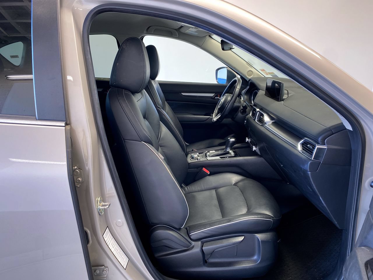 Used 2025 MAZDA CX-5 AWD 2.5 S w/ Select Package image 28