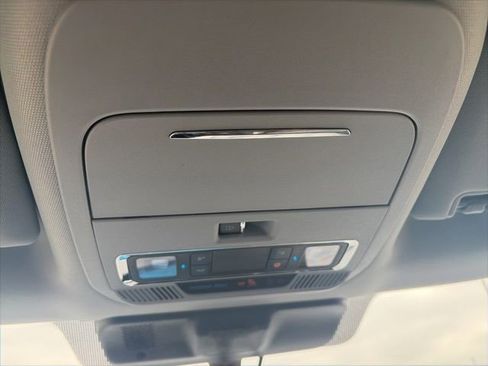 Used 2025 Ford F150 Lariat w/ Equipment Group 502A High AWD/4WD image 25
