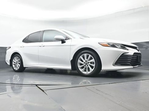 Certified 2024 Toyota Camry LE image 34