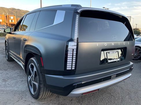 Used 2026 Hyundai Ioniq 9 Limited image 96