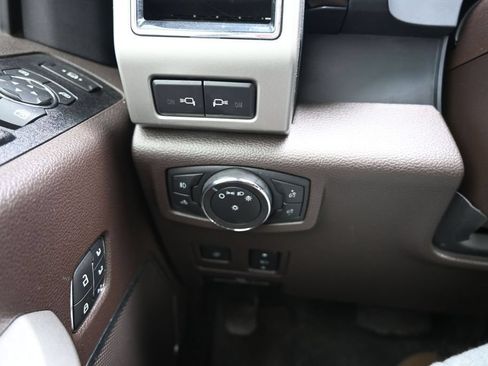 Used 2022 Ford F450 King Ranch w/ King Ranch Ultimate Package AWD/4WD image 25
