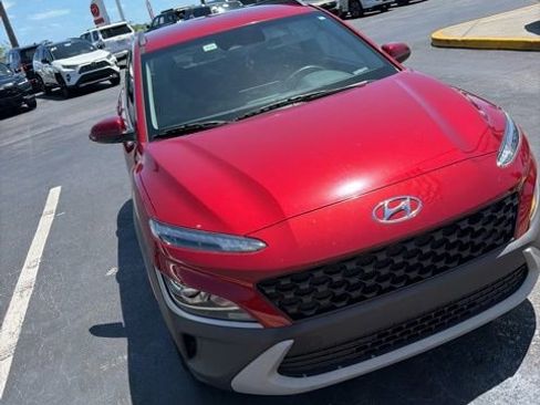Used 2023 Hyundai Kona SEL w/ Cargo Package image 4