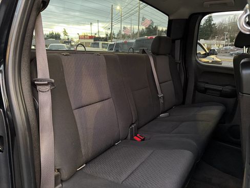 Used 2011 Chevrolet Silverado 2500 LT w/ Interior Plus Package image 20