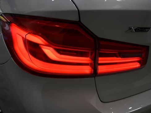 Used 2017 BMW 540i xDrive AWD/4WD image 35