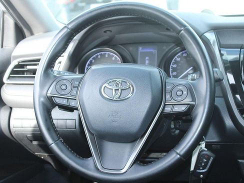 Certified 2021 Toyota Camry SE FWD image 12