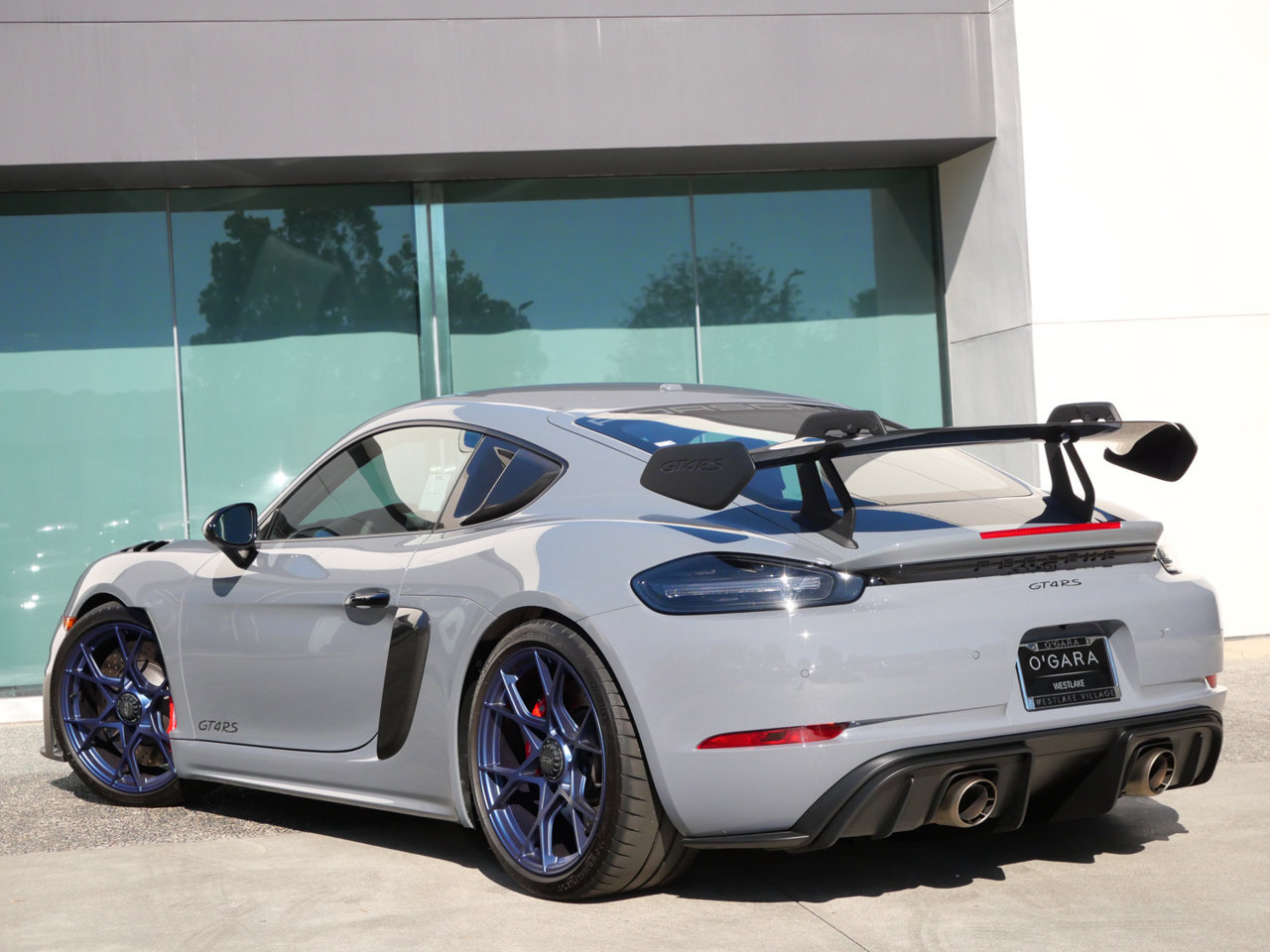 Used 2023 Porsche 718 Cayman GT4 RS w/ Weissach Package RWD image 8