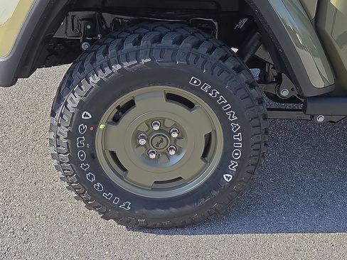 New 2026 Jeep Gladiator Willys AWD/4WD image 7