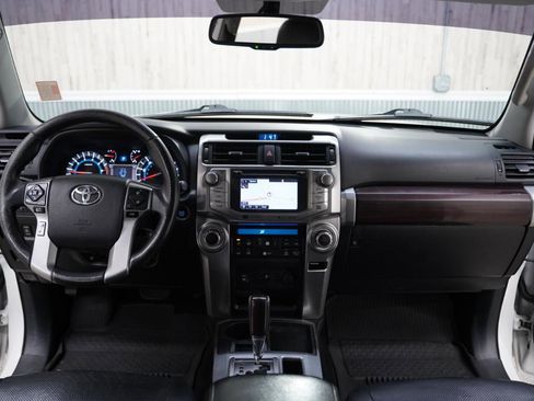 Used 2015 Toyota 4Runner Limited image 18