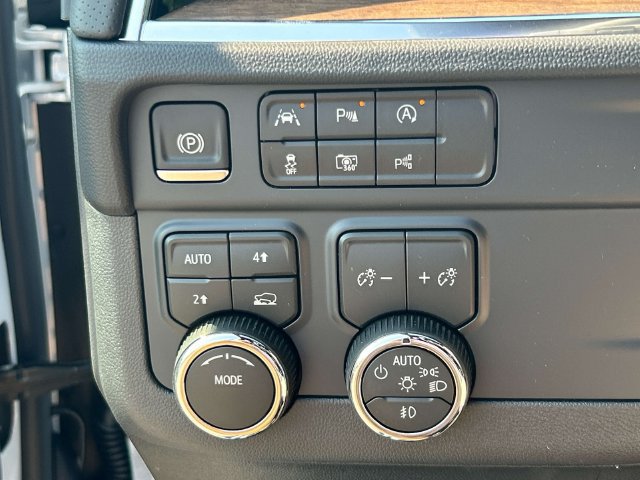 New 2026 Chevrolet Tahoe High Country AWD/4WD image 29
