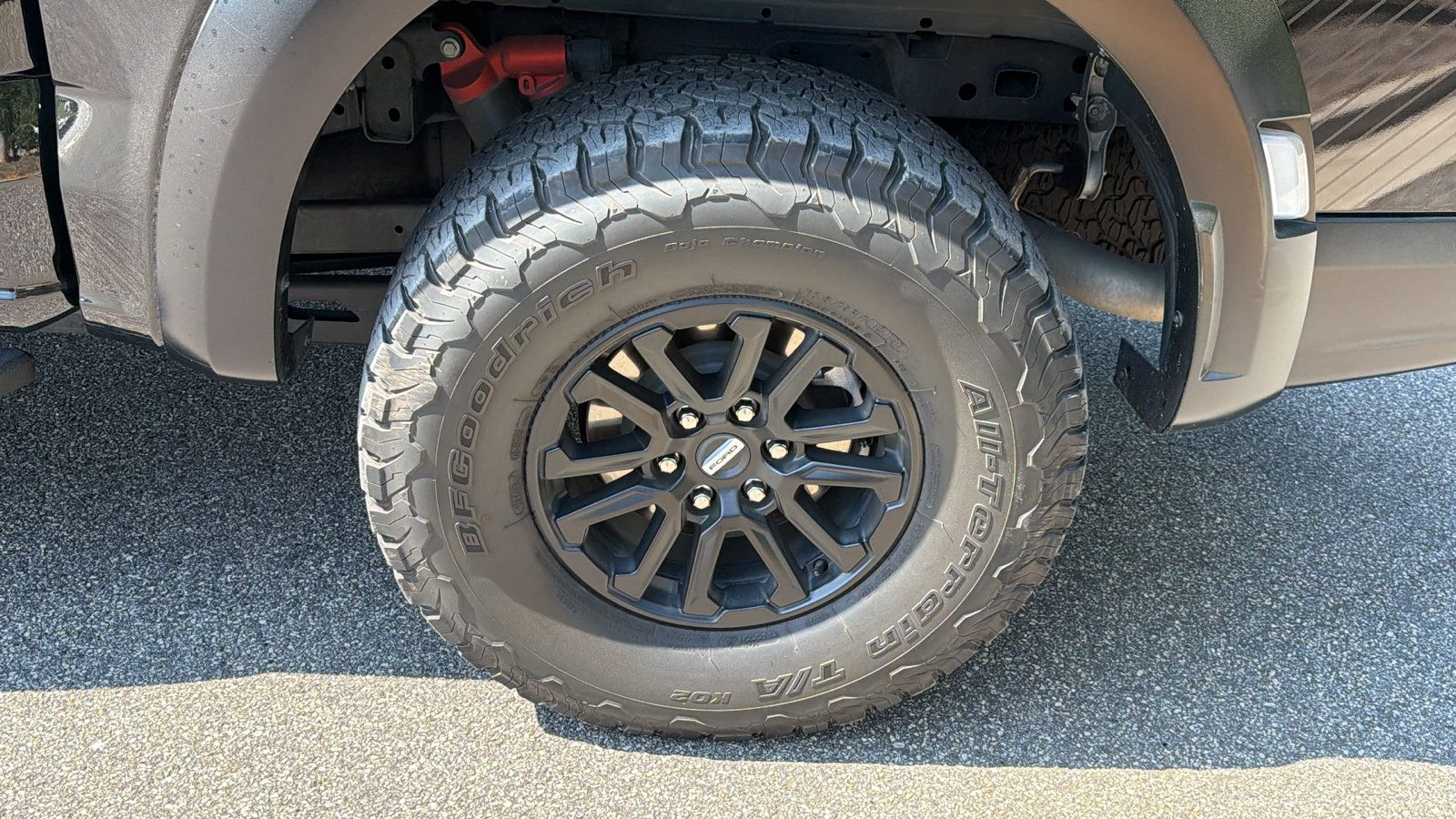 Used 2025 Ford F150 Raptor AWD/4WD image 12