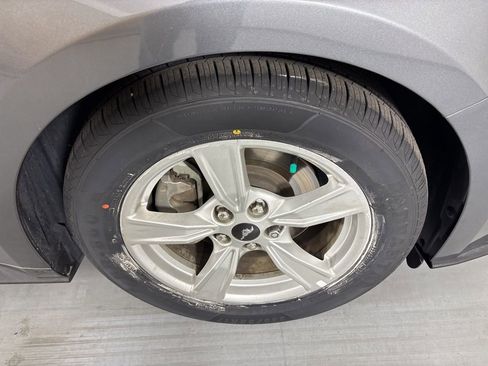 Used 2022 Ford Mustang Coupe image 10