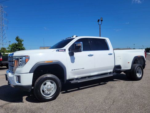 Used 2022 GMC Sierra 3500 SLT AWD/4WD image 7