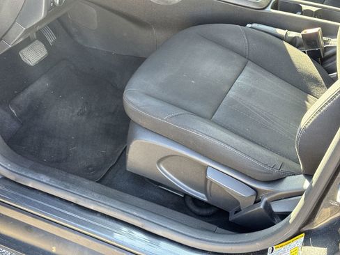 Used 2017 Ford Focus SEL image 17