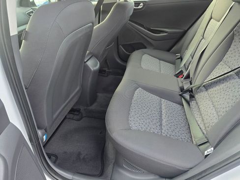 Used 2018 Hyundai Ioniq Blue image 31