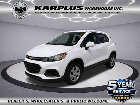 Used 2017 Chevrolet Trax LS FWD image 1