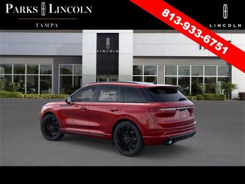 New 2026 Lincoln Corsair Premiere image 4